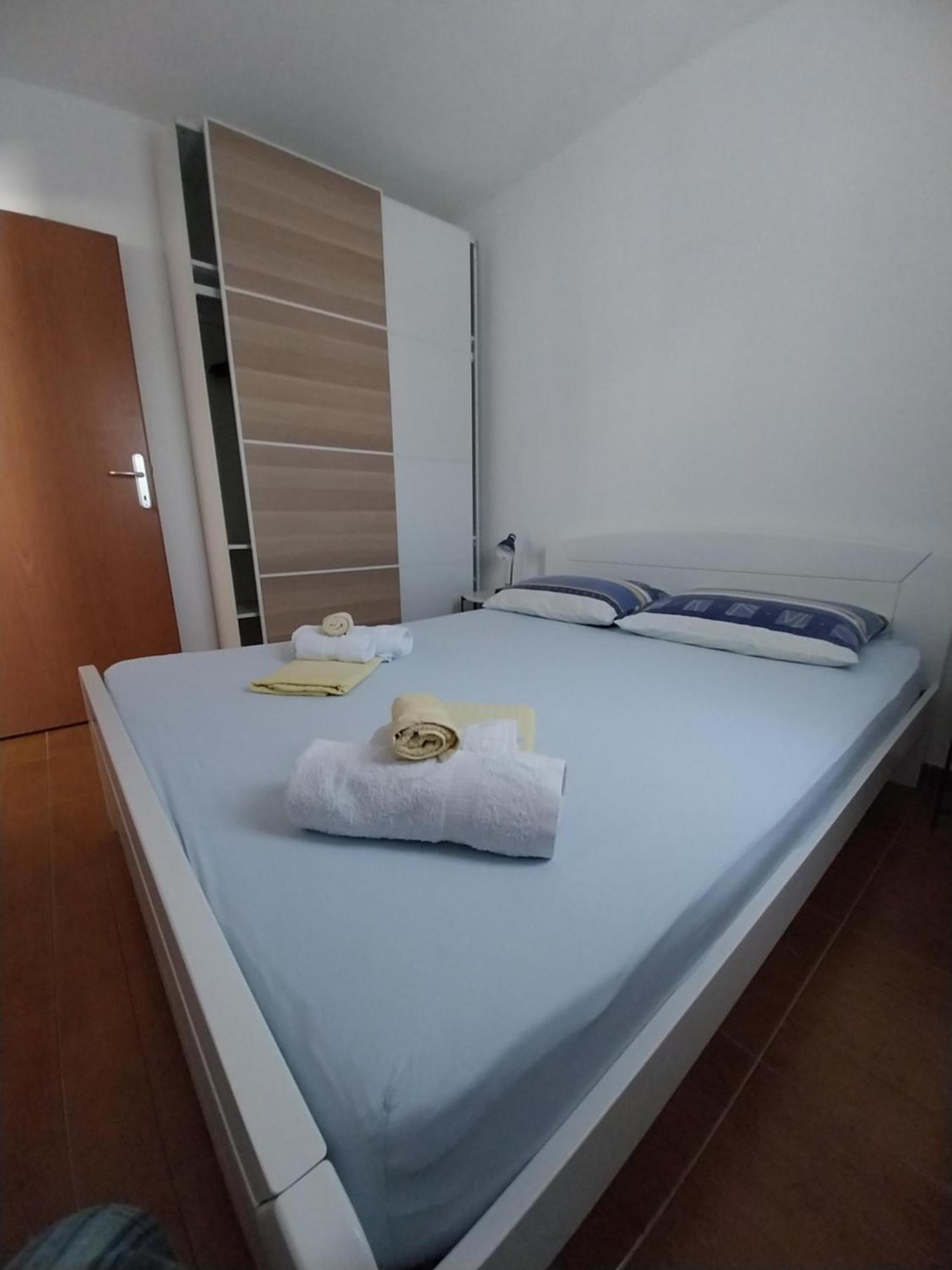 Apartamento Kuca Za Odmor >Maro< Ston Exterior foto